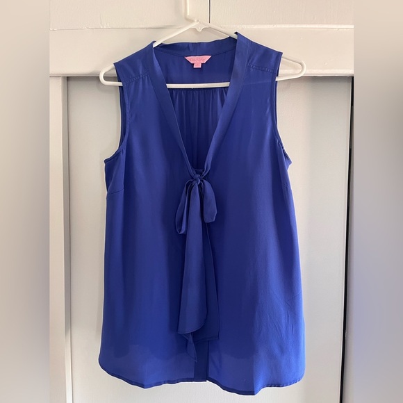 Lilly Pulitzer Sleeveless Blouse in Royal Blue Size Medium - Picture 1 of 5